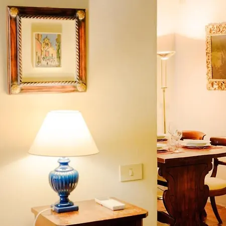 Residenza Ardengo - Renaissance Palace Near Duomo Apartment *