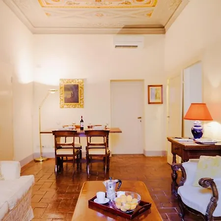 Residenza Ardengo - Renaissance Palace Near Duomo Apartment Florence